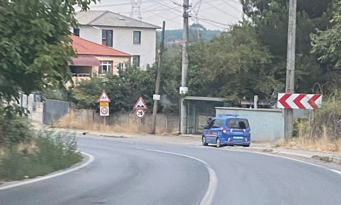 2 kişinin öldüğü çatışma sonrası jandarma mahallede önlem aldı