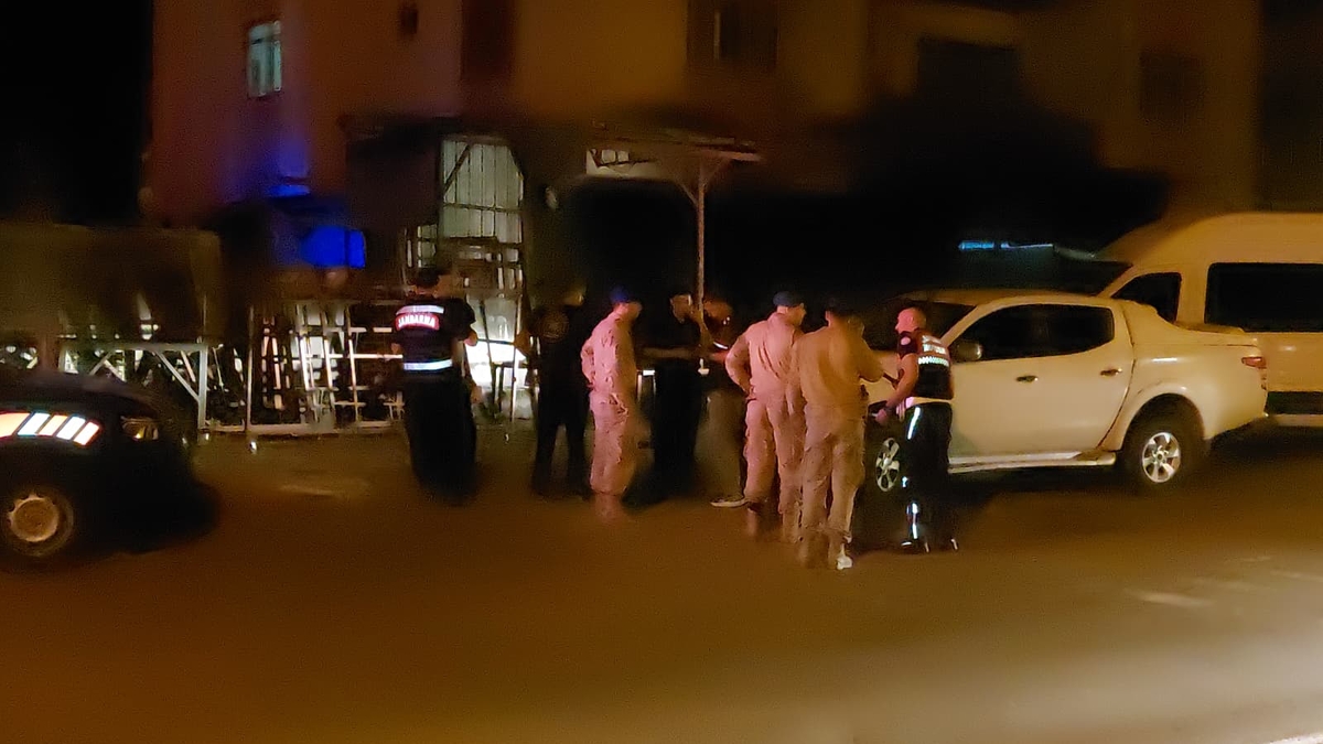 2 kişinin öldüğü çatışmanın firarisi gasp ettiği araçla kaçmış