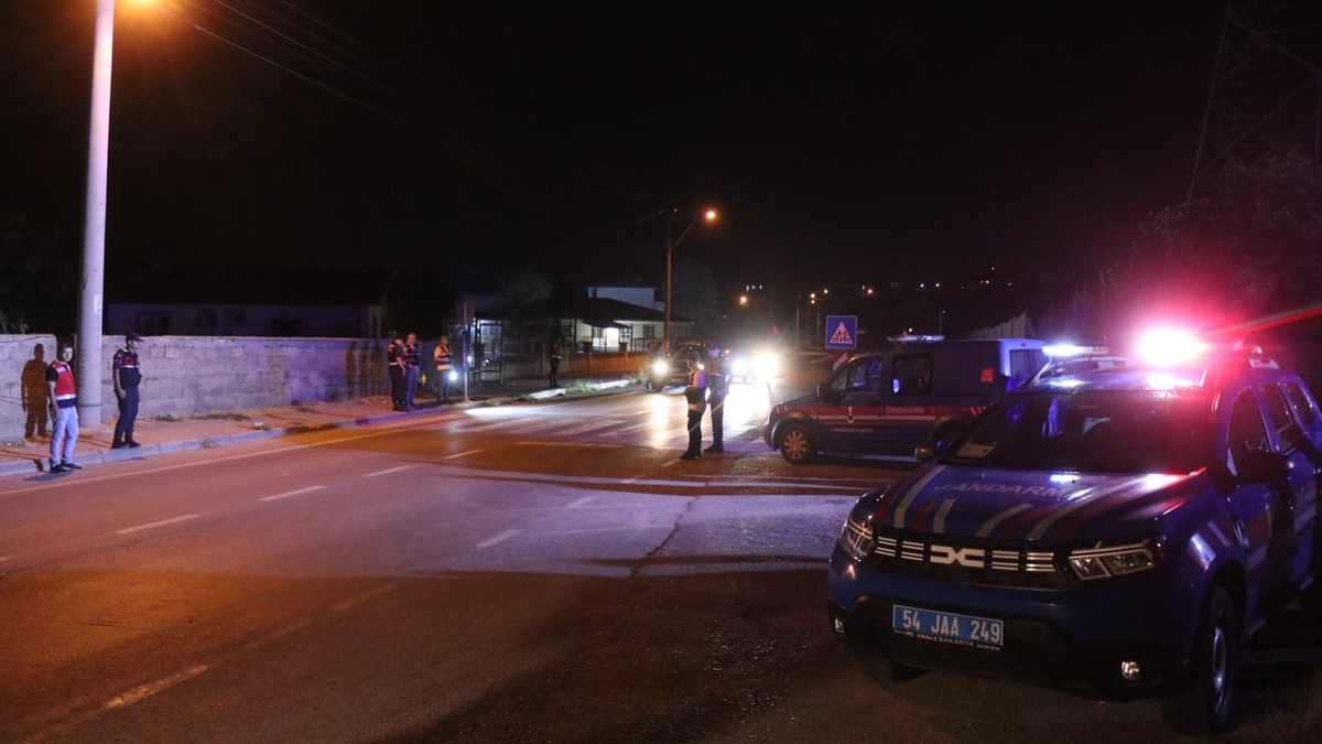 2 kişinin öldüğü çatışmanın firarisi gasp ettiği araçla kaçmış