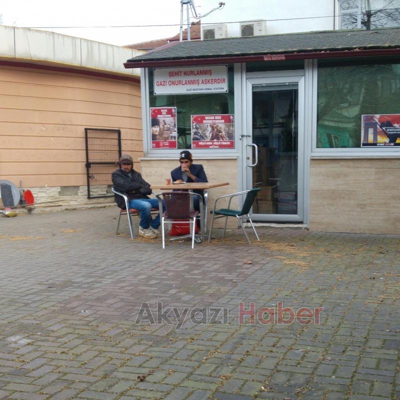 2 Mülteci İlçe Emniyet Müdürlüğüne Götürüldü