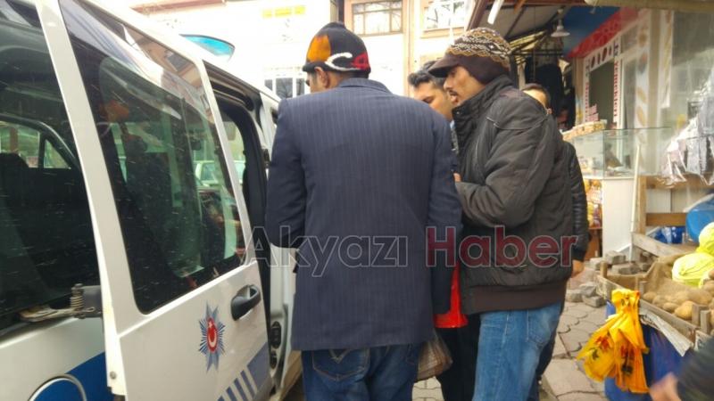 2 Mülteci İlçe Emniyet Müdürlüğüne Götürüldü