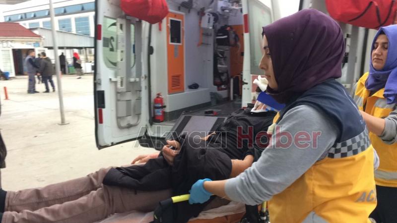 3 Tır Arasında Yolcu Minibüsü Sıkıştı 