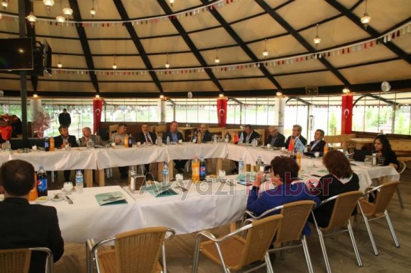 İpekyolu Belediyeler Meclisi Akyazı'da Toplandı