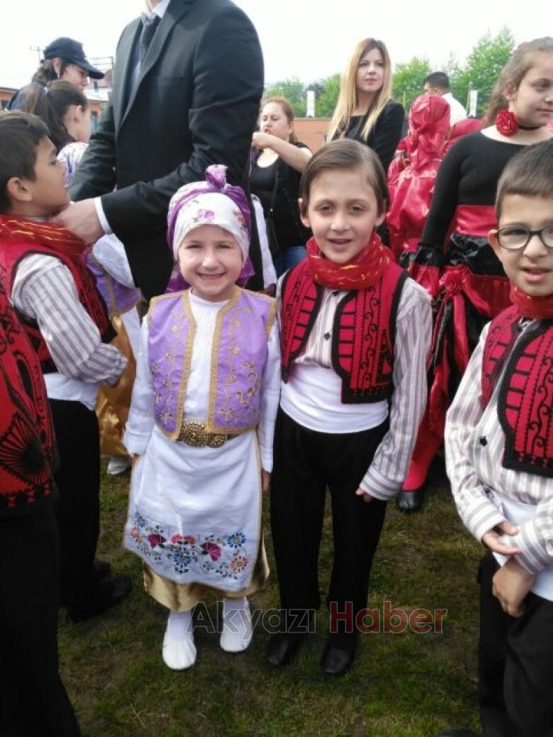 23 Nisan Akyazı’da Çoşkuyla Kutlandı