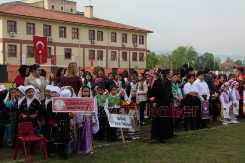 23 Nisan Akyazı’da Çoşkuyla Kutlandı