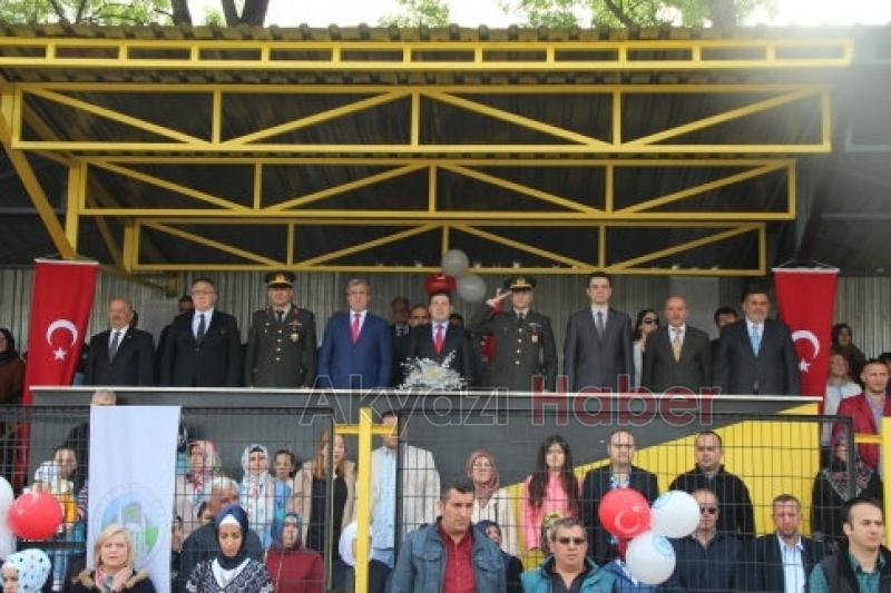 23 Nisan Akyazı’da Çoşkuyla Kutlandı