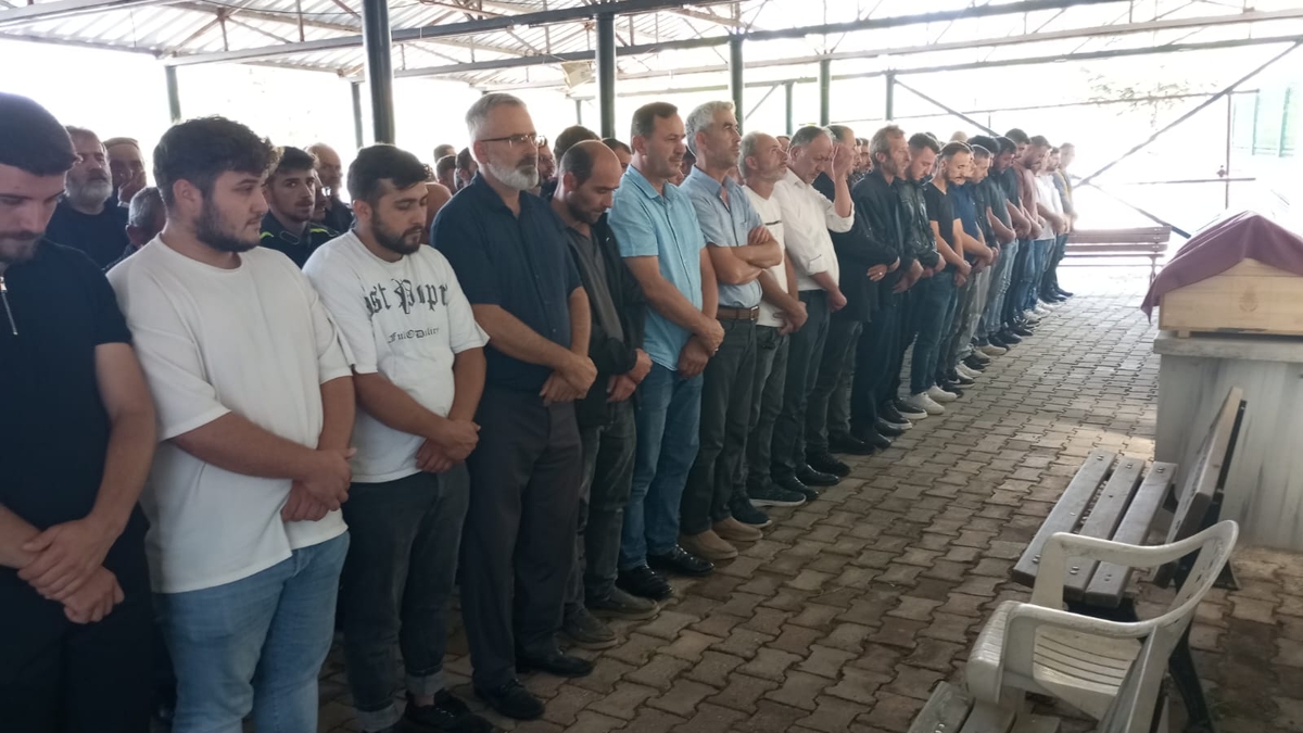 24 yaşındaki Rümeysa toprağa verildi