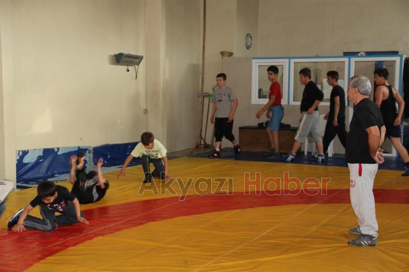 29 EKİM BİLARDO VE GÜREŞ TURNUVASINA DAVET