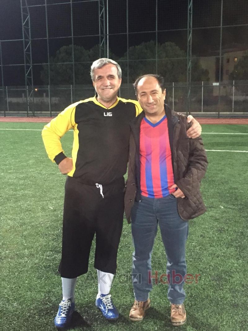 29 EKİM CUMHURİYET FUTBOL TURNUVASI TAMAMLANDI