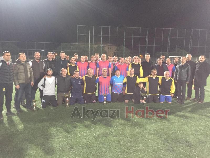 29 EKİM CUMHURİYET FUTBOL TURNUVASI TAMAMLANDI