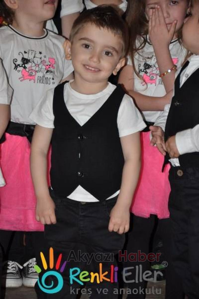  3. Renkli Eller Aile Şenlikleri Coşkuyla Kutlandı