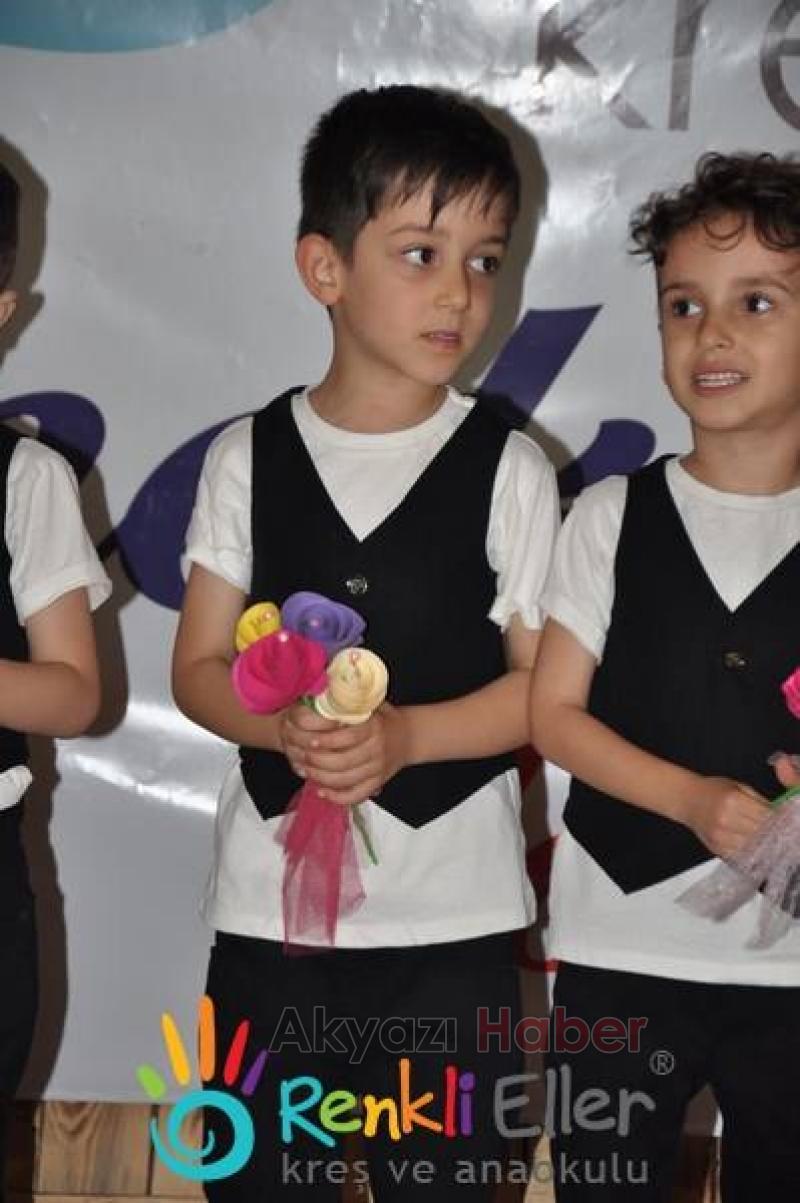  3. Renkli Eller Aile Şenlikleri Coşkuyla Kutlandı