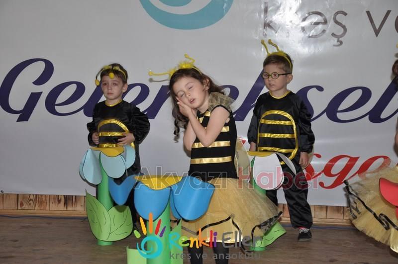  3. Renkli Eller Aile Şenlikleri Coşkuyla Kutlandı