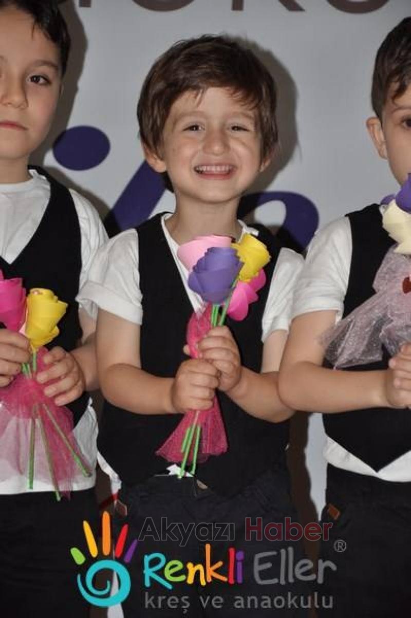  3. Renkli Eller Aile Şenlikleri Coşkuyla Kutlandı