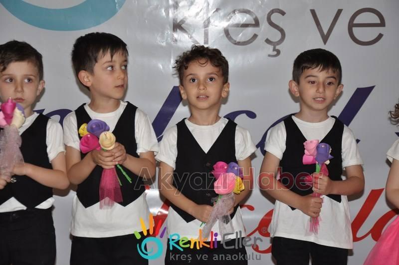  3. Renkli Eller Aile Şenlikleri Coşkuyla Kutlandı