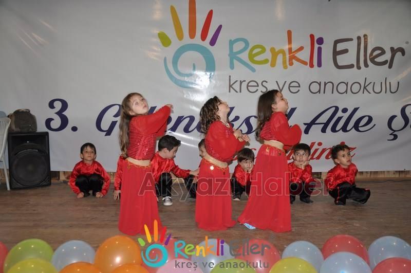  3. Renkli Eller Aile Şenlikleri Coşkuyla Kutlandı