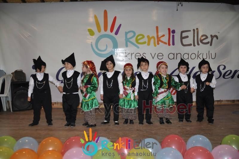  3. Renkli Eller Aile Şenlikleri Coşkuyla Kutlandı