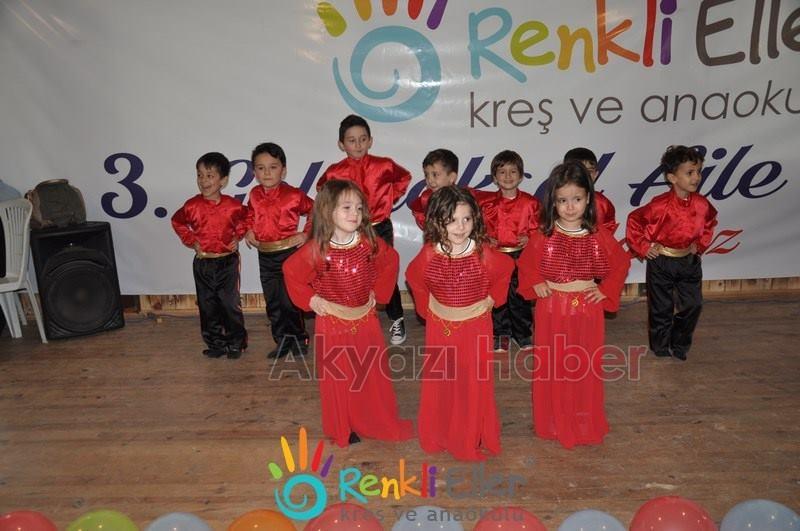 3. Renkli Eller Aile Şenlikleri Coşkuyla Kutlandı