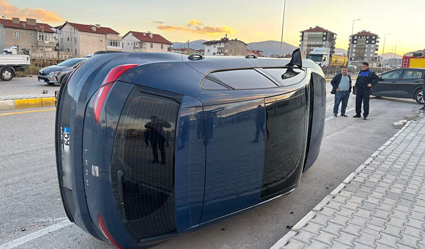 34 yaşındaki Bora kazada hayatını kaybetti