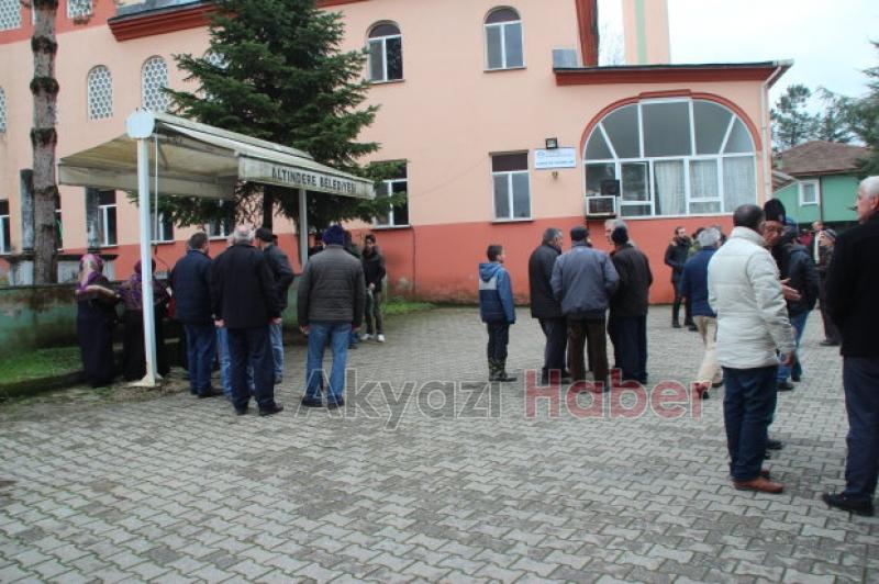 35 yaşındaki Akyazılı Gülizar defnedildi