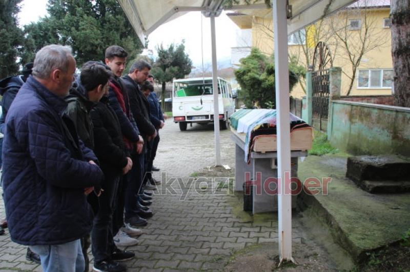 35 yaşındaki Akyazılı Gülizar defnedildi