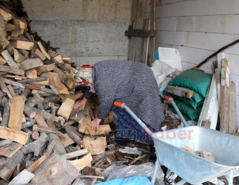 43 yıl önce eşini kaybetti 4 çocuğuna annelik ve babalık yaptı