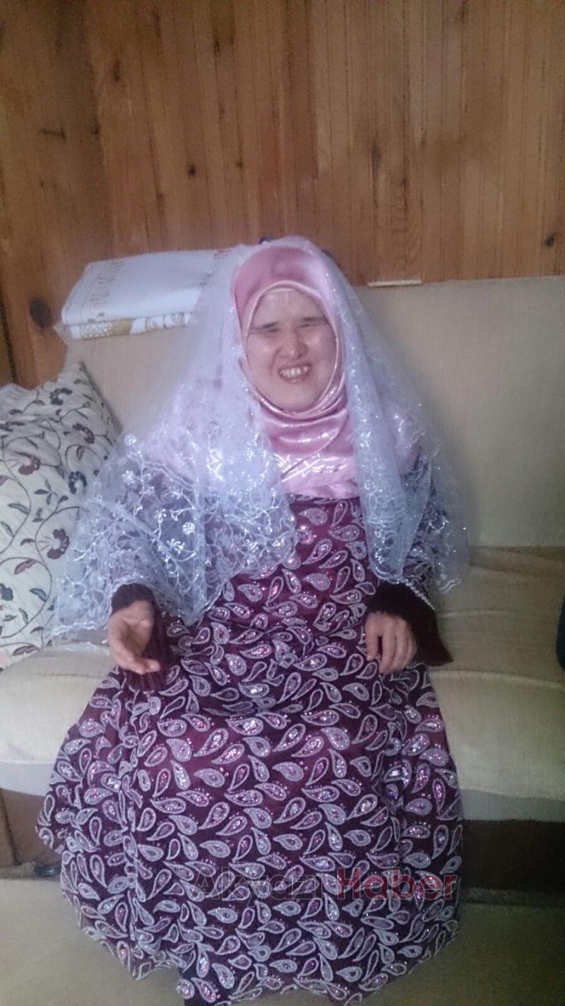 51 Yaşında Görmeyen Gözleriyle Hafız Oldu