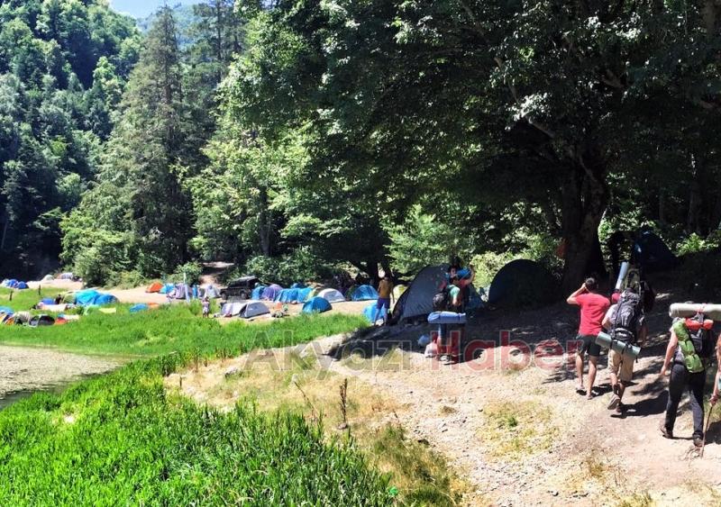 540 Çadırlık Sülüklügöl Kampı Yapıldı