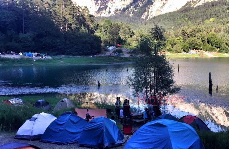 540 Çadırlık Sülüklügöl Kampı Yapıldı