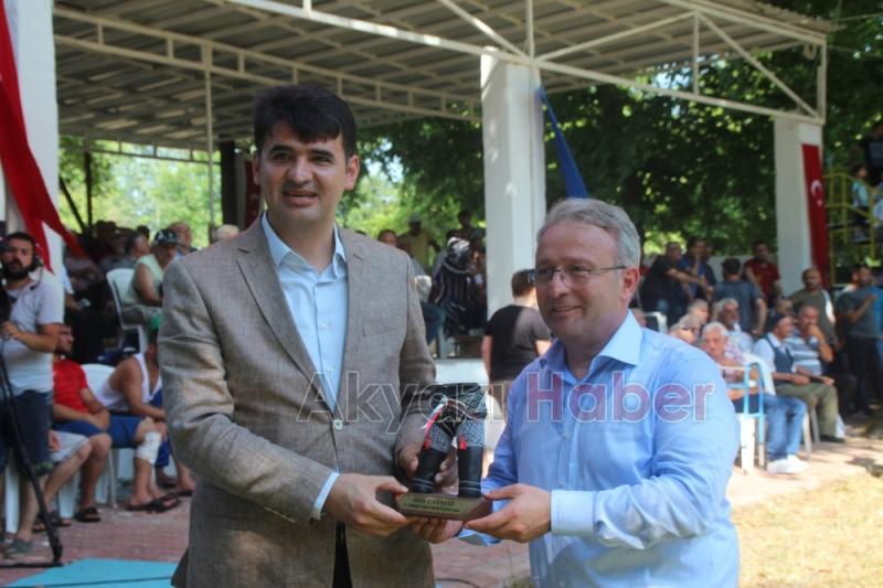 55. Geleneksel Akyazı Akbalık Yağlı Güreşleri Nefes Kesti