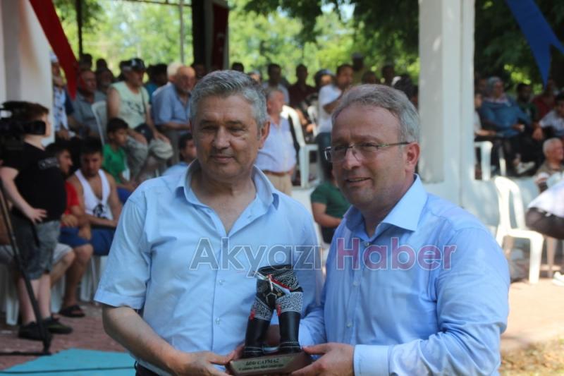 55. Geleneksel Akyazı Akbalık Yağlı Güreşleri Nefes Kesti