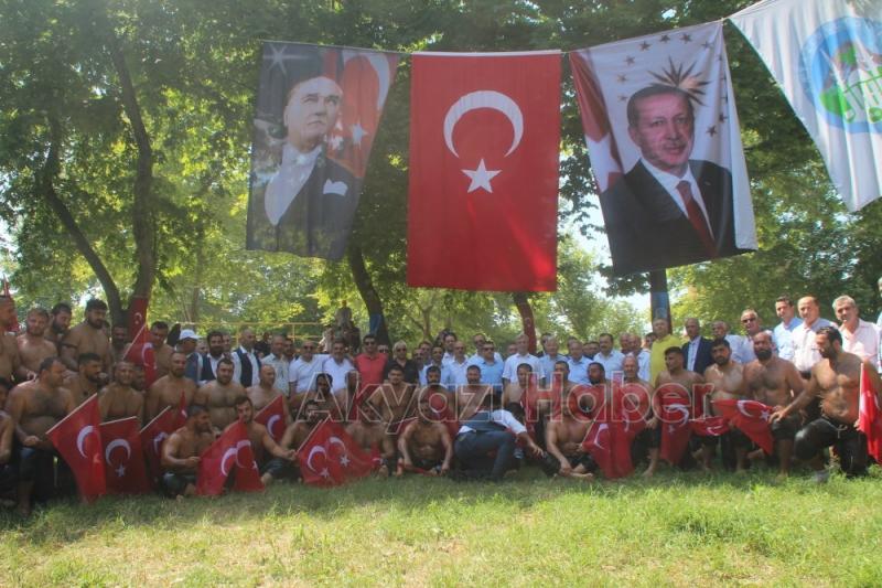 55. Geleneksel Akyazı Akbalık Yağlı Güreşleri Nefes Kesti