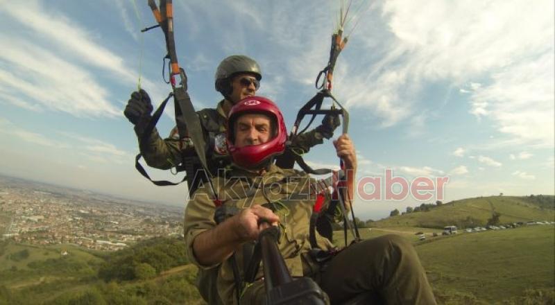 70 yaşında uçma hayalini gerçekleştirdi