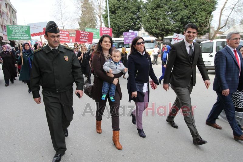 8 Mart Dünya Kadınlar Günü Akyazı da Kutlandı