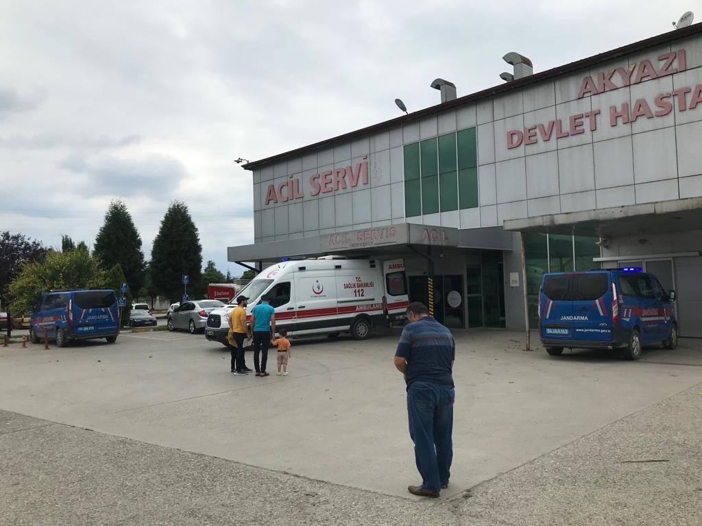 8 yaşındaki çocuğa servis aracı çarptı