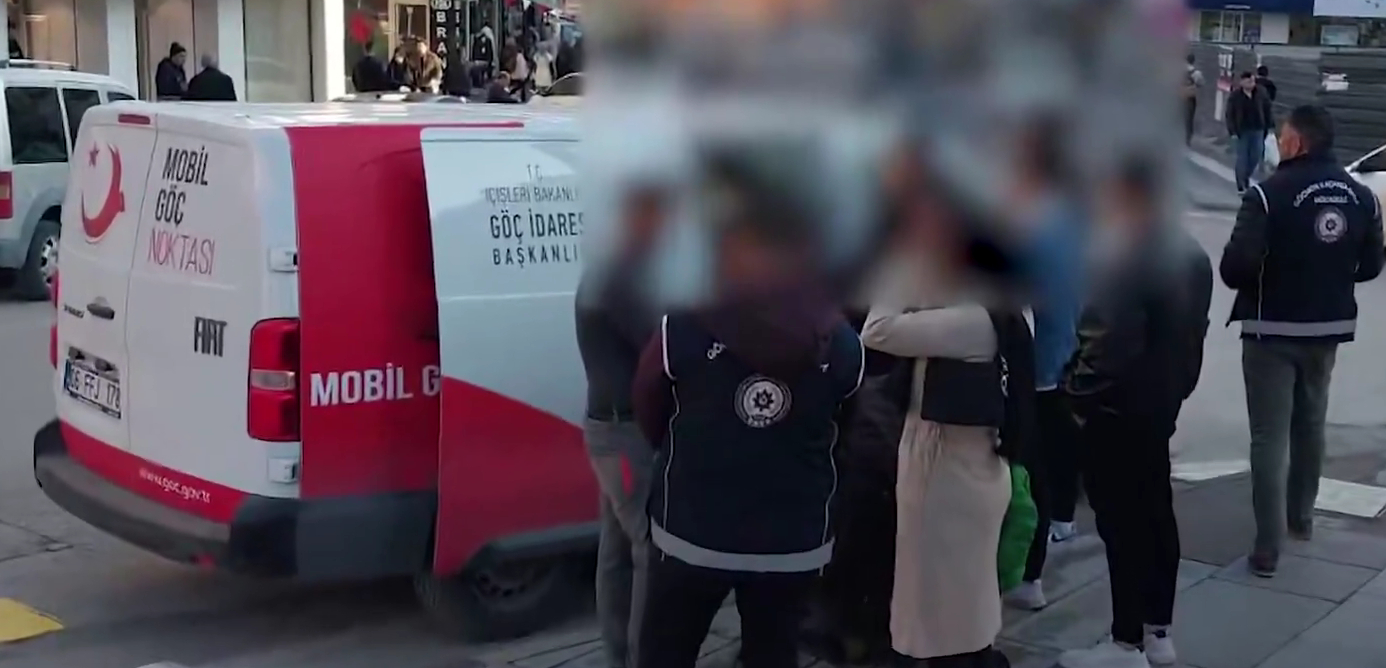 972 düzensiz göçmen yakalandı