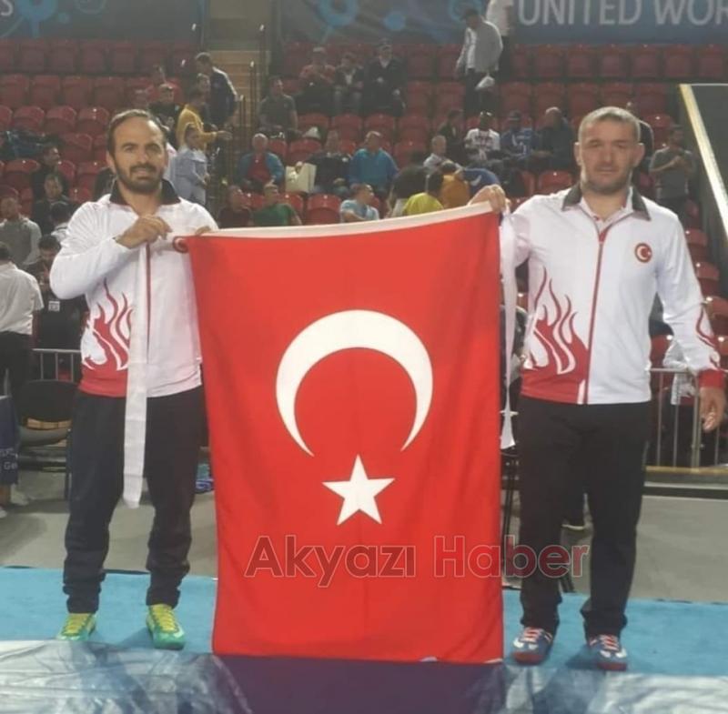 Abdulhamit Altun Dünya Şampiyonu Oldu