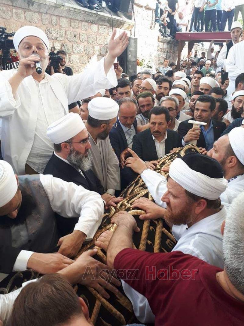 Abdülmetin hoca ebediyete uğurlandı