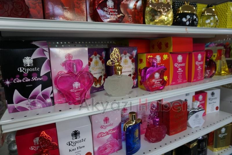 ACELE EDİN Stokları Eritiyoruz Ne Alırsan 5 TL