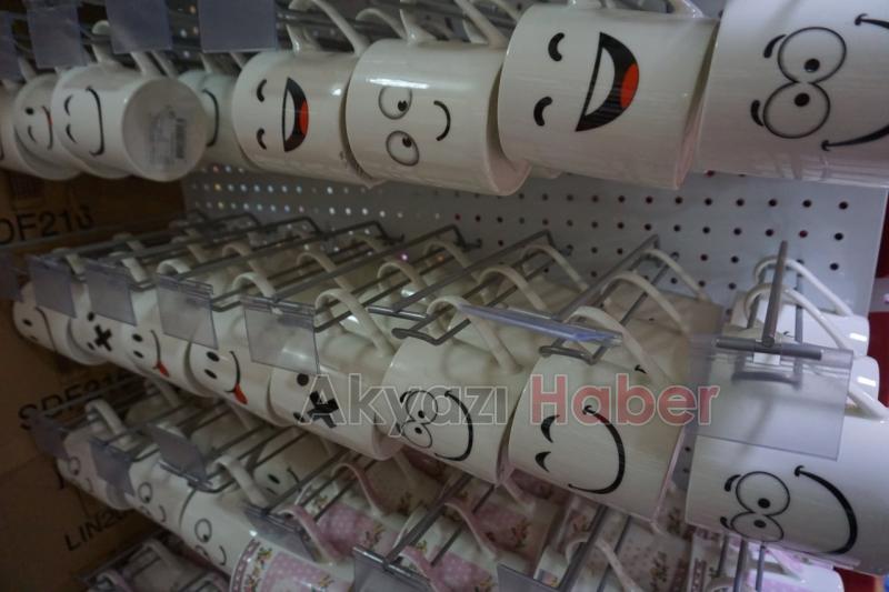 ACELE EDİN Stokları Eritiyoruz Ne Alırsan 5 TL