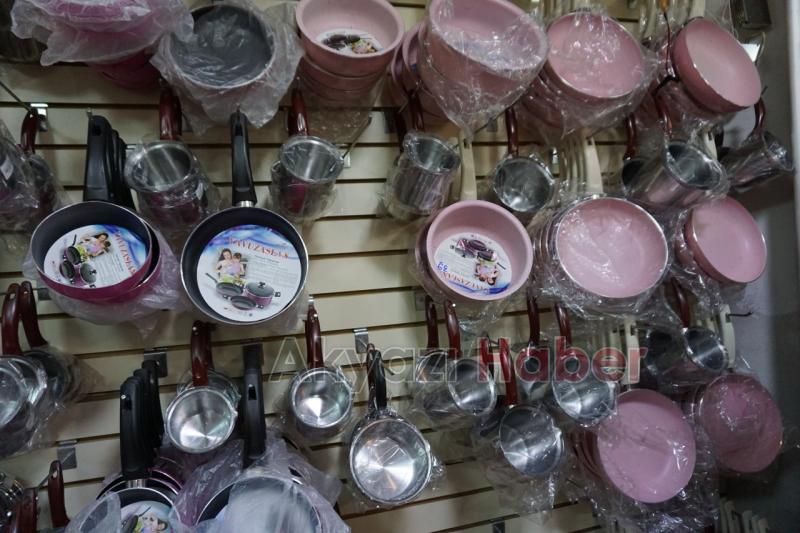 ACELE EDİN Stokları Eritiyoruz Ne Alırsan 5 TL