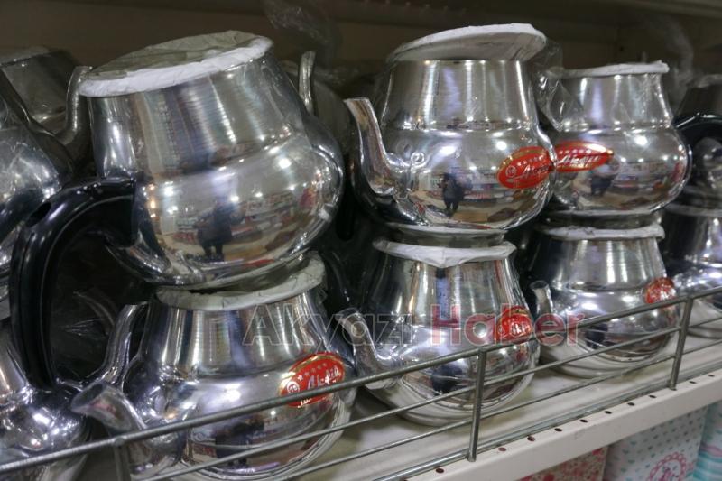 ACELE EDİN Stokları Eritiyoruz Ne Alırsan 5 TL