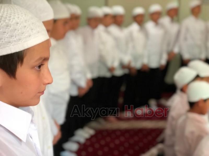 Acelle Yayla Kur’an Kursu Hatim Cemiyeti Yapıldı