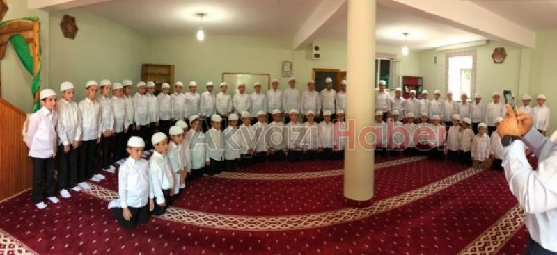 Acelle Yayla Kur’an Kursu Hatim Cemiyeti Yapıldı