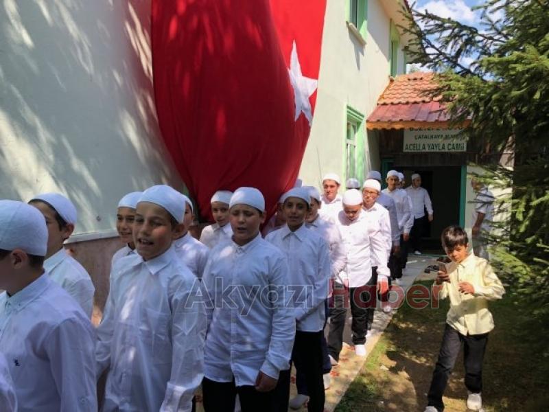 Acelle Yayla Kur’an Kursu Hatim Cemiyeti Yapıldı