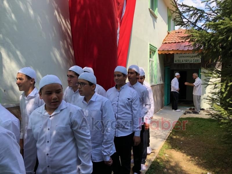 Acelle Yayla Kur’an Kursu Hatim Cemiyeti Yapıldı