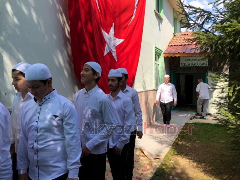 Acelle Yayla Kur’an Kursu Hatim Cemiyeti Yapıldı