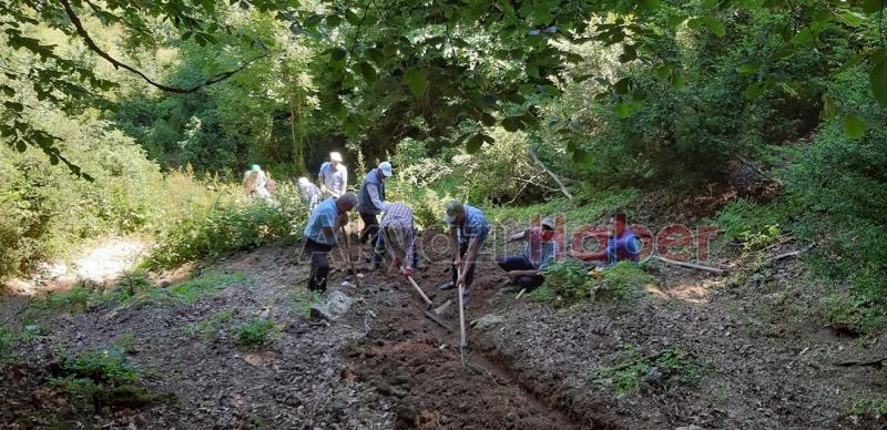 Acelle Yaylasının Şebeke Su Hattı Yenilendi