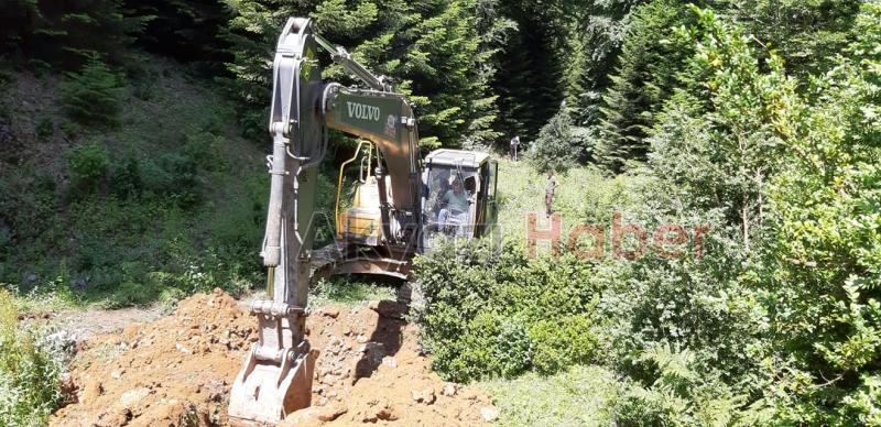 Acelle Yaylasının Şebeke Su Hattı Yenilendi