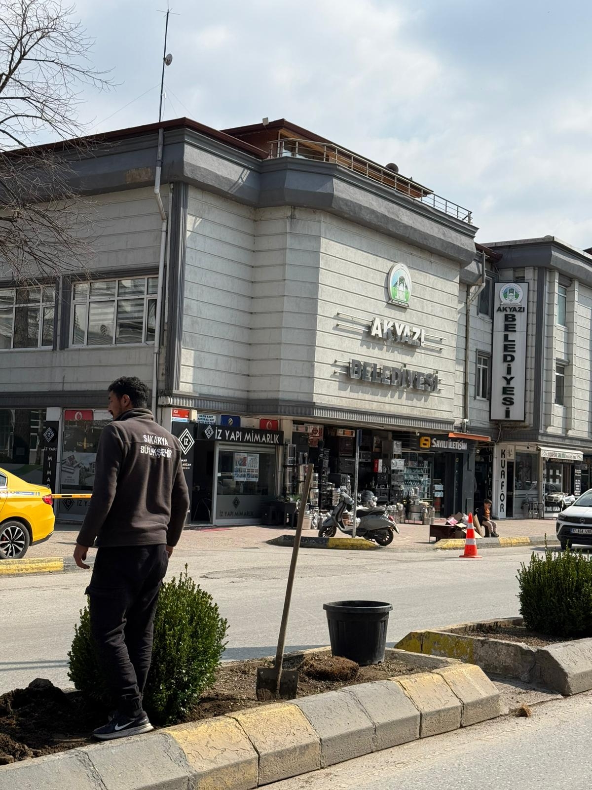 Ada Caddesi Büyükşehir ile güzelleşiyor